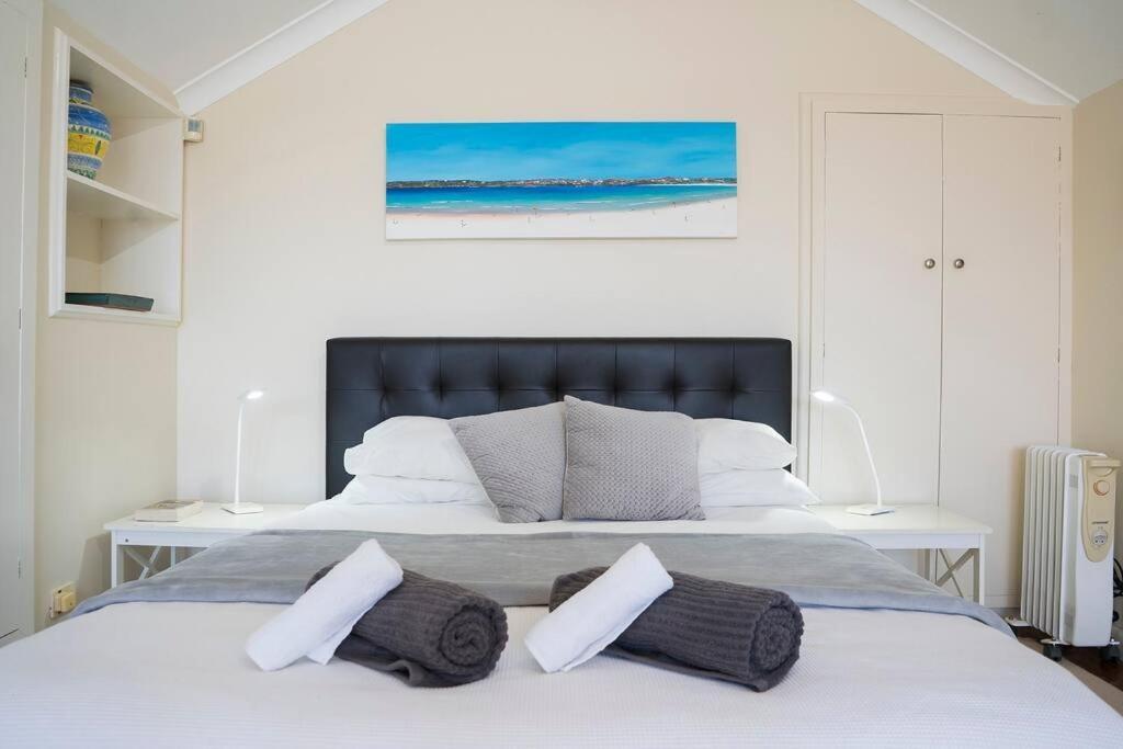 Sunny Self Contained Loft Near Bondi *